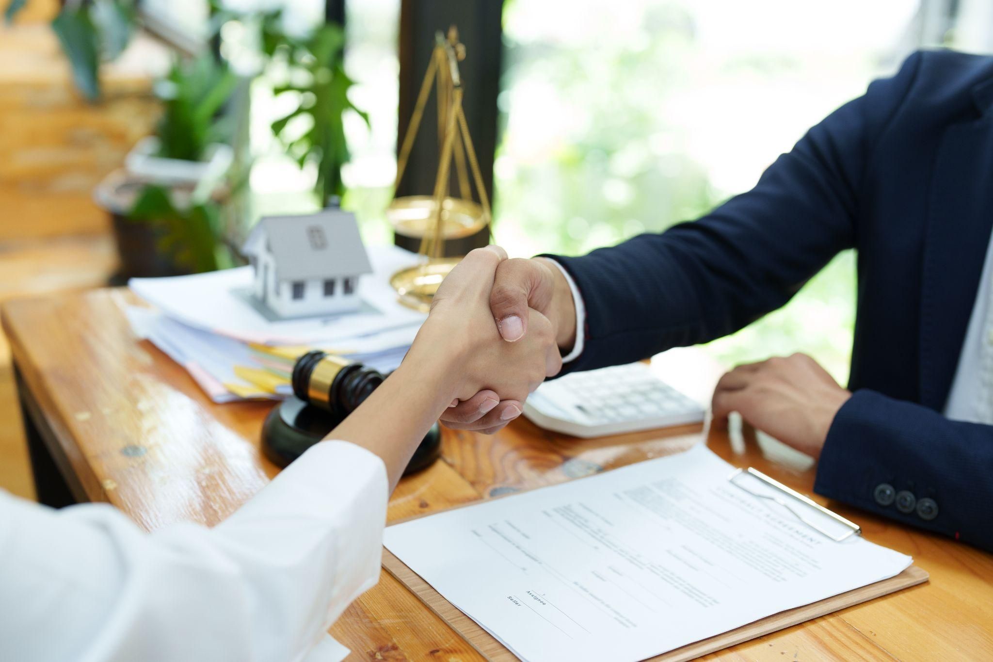 Meeting with Truck Accident Lawyer